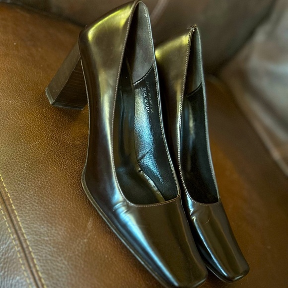 Vintage Square Toe COACH Pumps size 6B - Picture 3 of 7